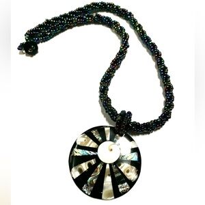 🌟 SALE $15 🌟 Vintage Natural Abalone Mother of Pearl Boho Pendant Iridescent